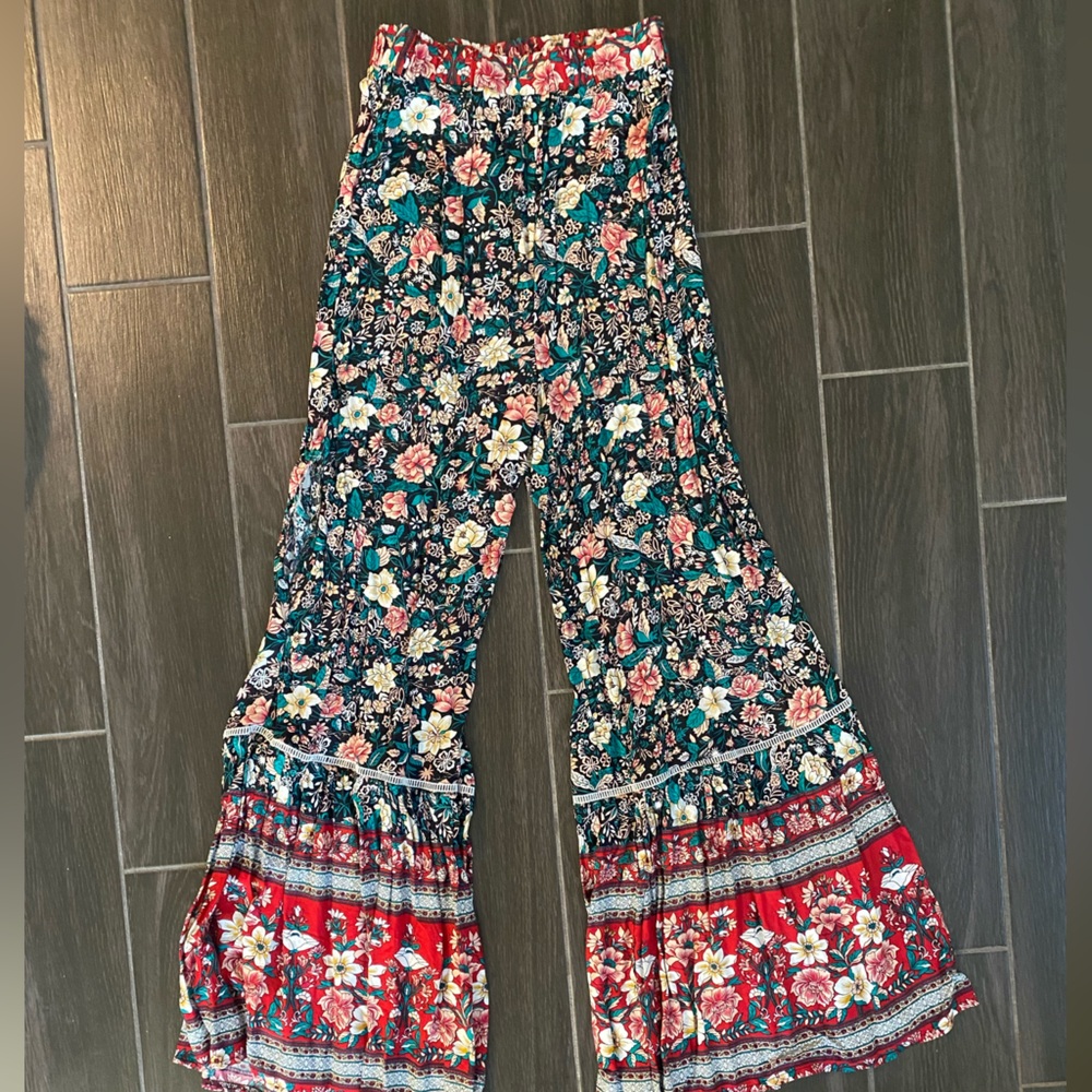 Vibrant Colors Floral Print and Patterns Flare Leg Pant